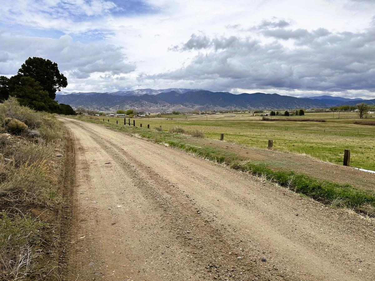 Private Retreat On Working Horse And Cattle Ranch Villa Salida Bagian luar foto